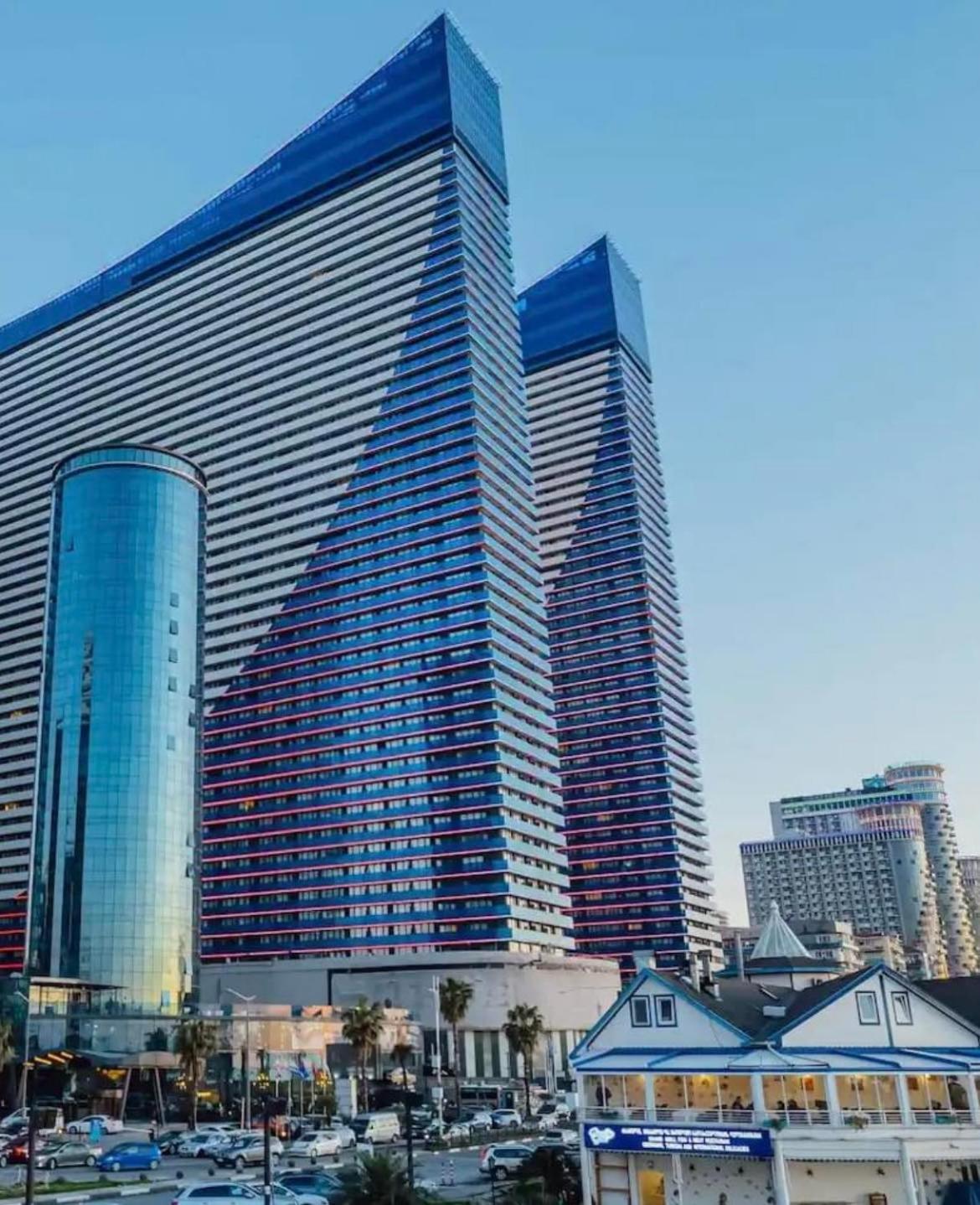 Orbi City 24-7 Panoramic Views Batumi Exterior foto