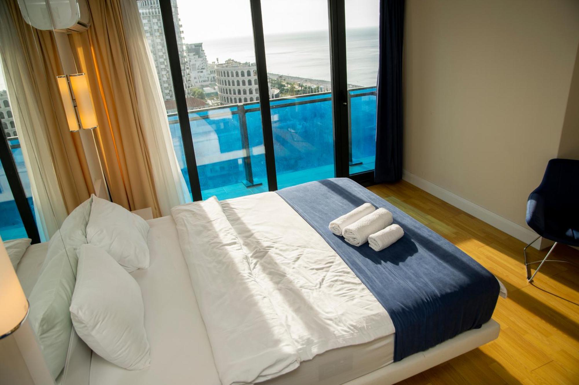 Orbi City 24-7 Panoramic Views Batumi Exterior foto